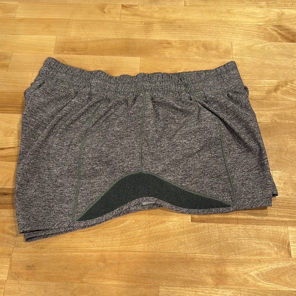 Lululemon Hotty Hot Low-Rise lined shorts